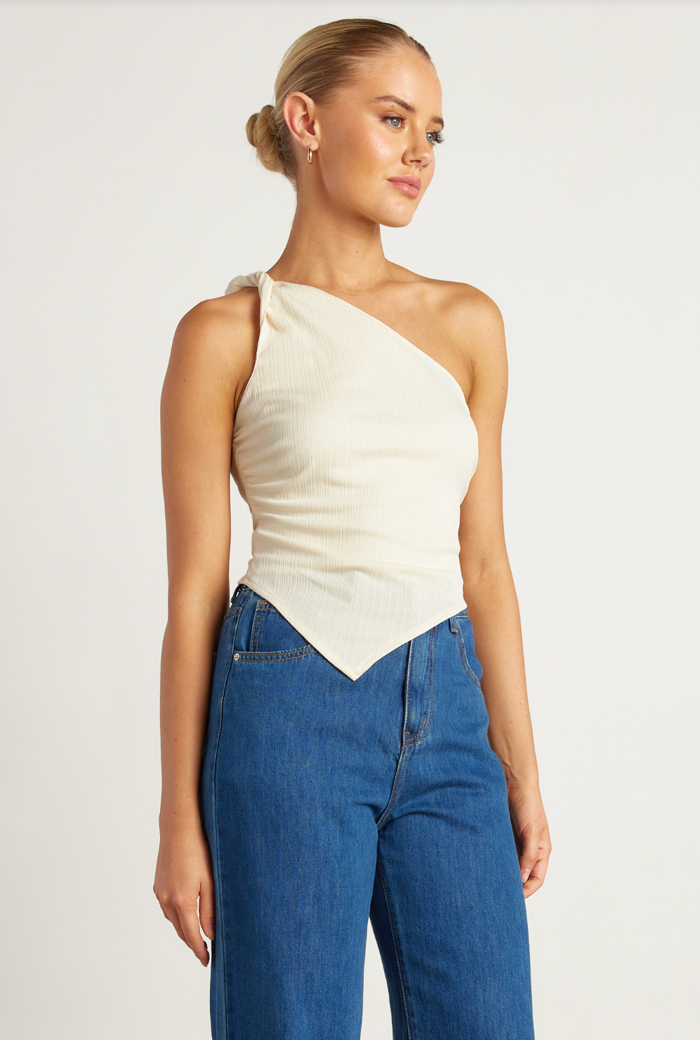 White Textured Jersey Twist Detail Top with Asymmetic Hem
