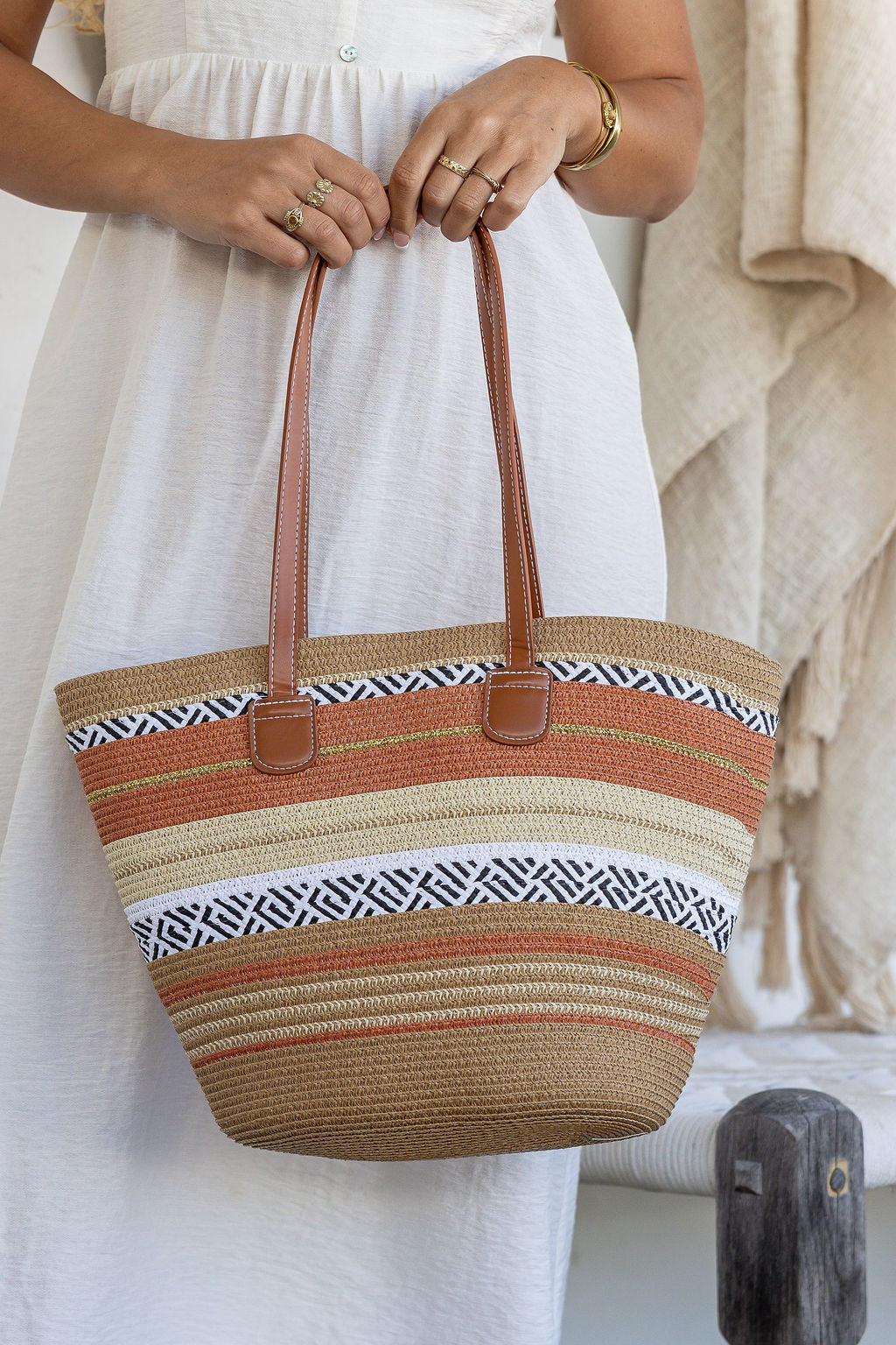 Bag with Contrast Strap