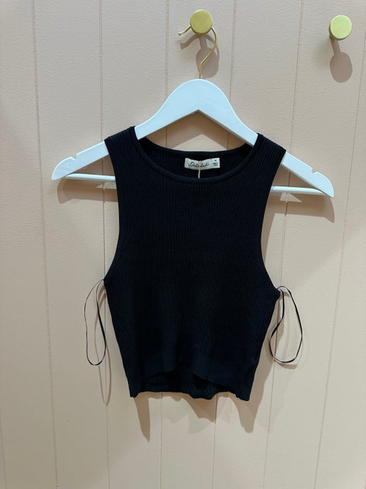 Black Singlet