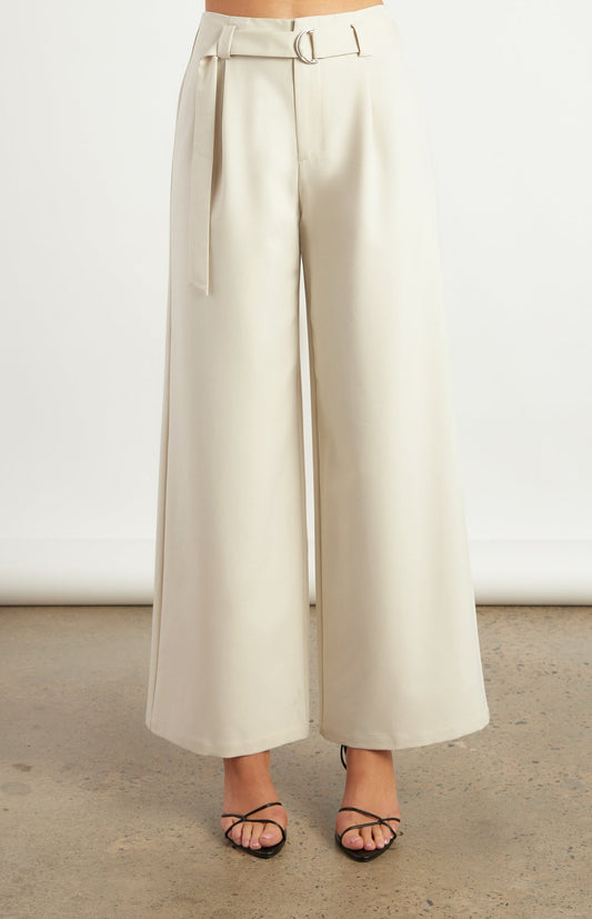 D-Ring Buckle Attached Belt Detail Pants