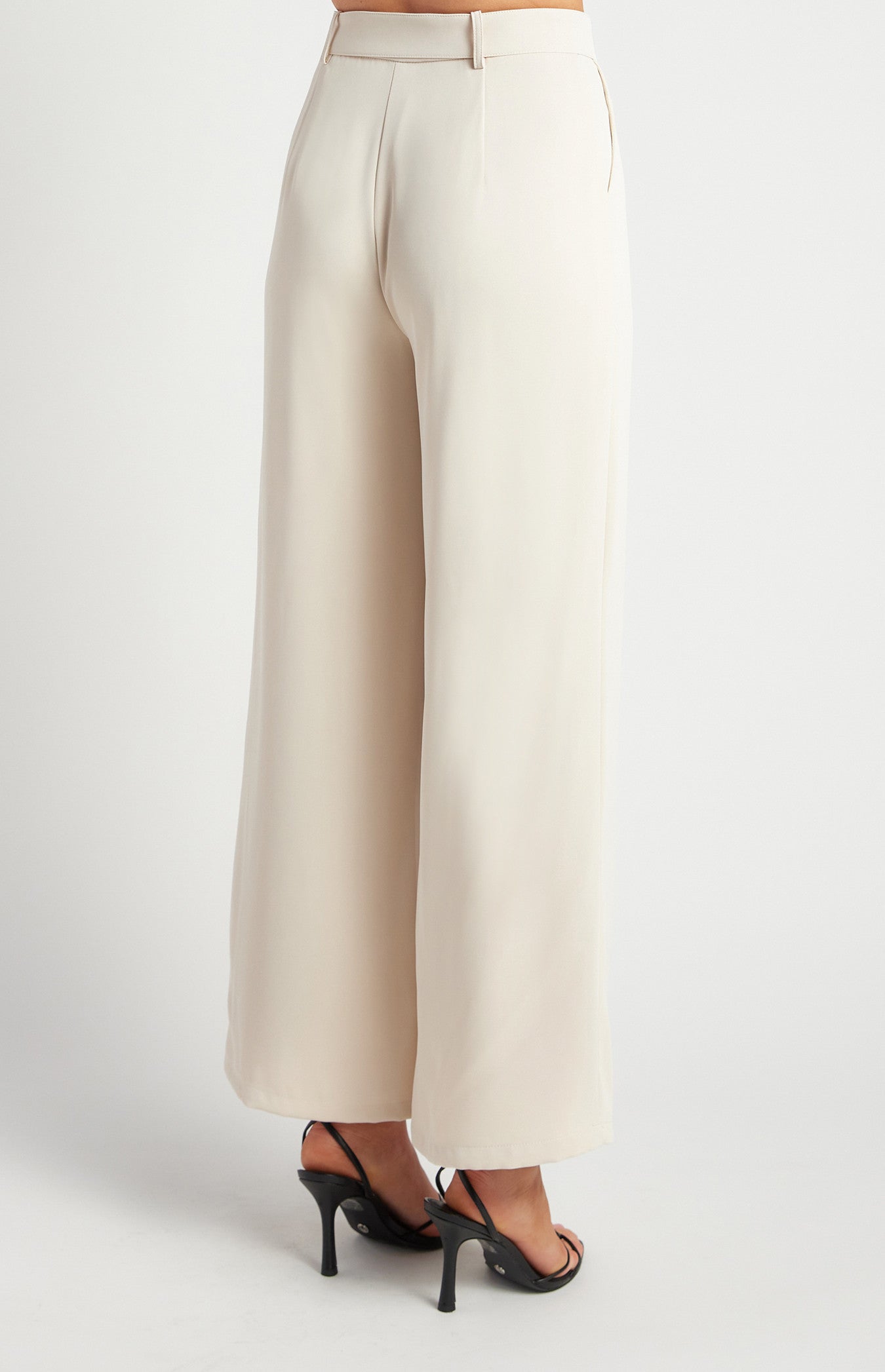 Bone Belt Detail Wide Leg Pants